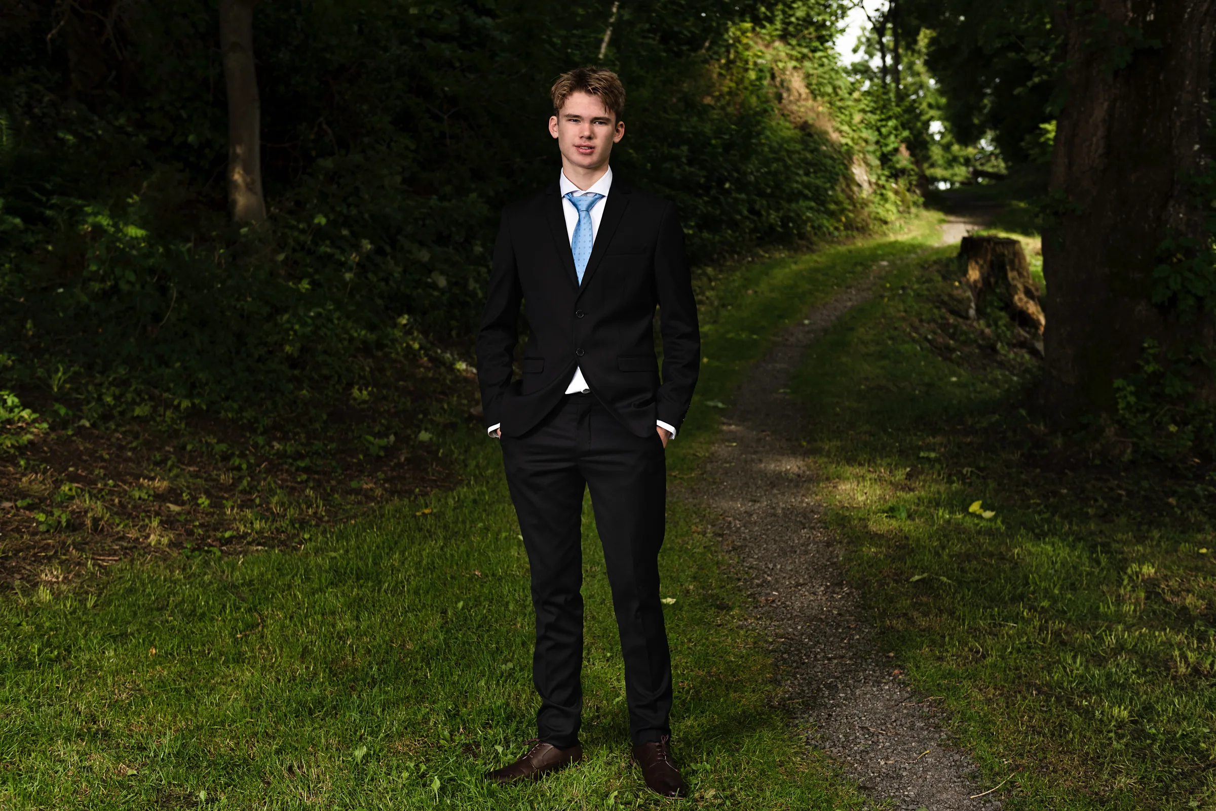 Konfirmasjonsfoto på lokasjon